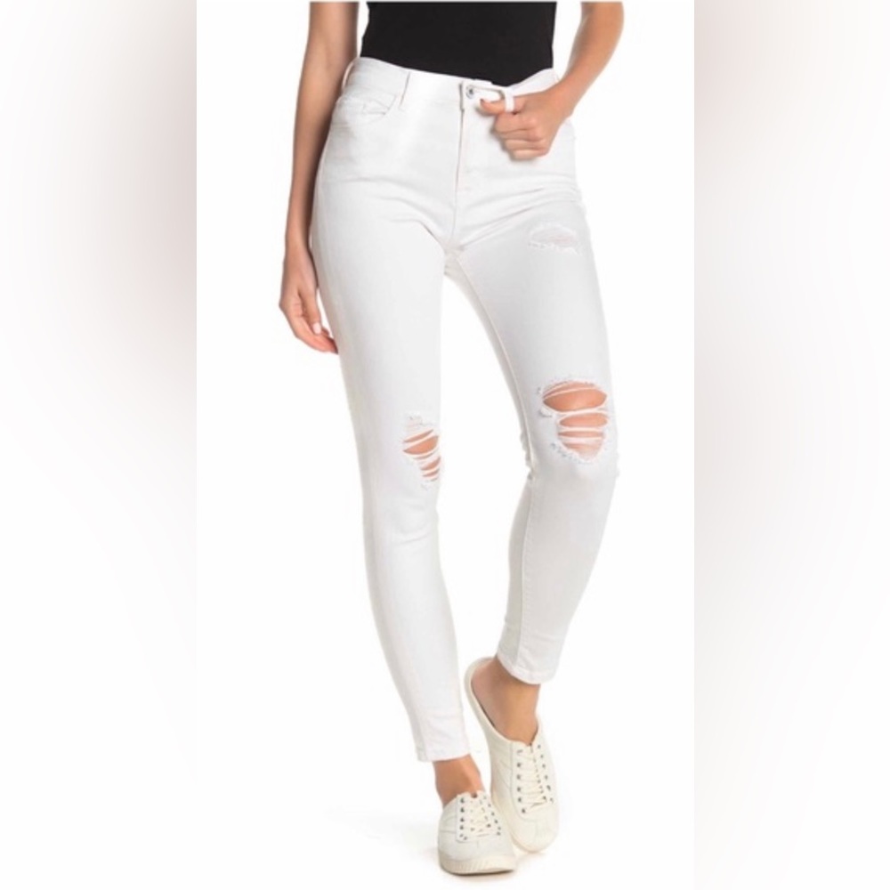 SKINNY DISTRESSED DENIM